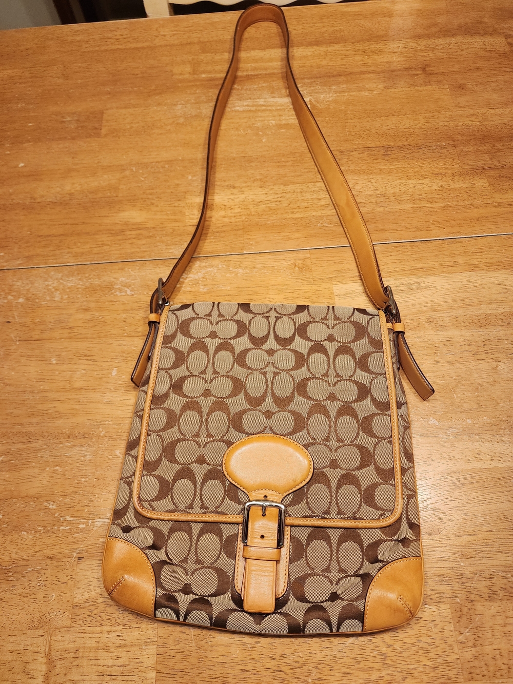 2003  vintage Coach Signature Canvas Crossbody Messenger Bag
